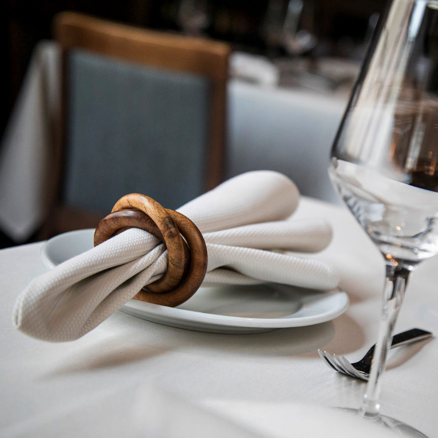 Luxury Restaurant Table Linen