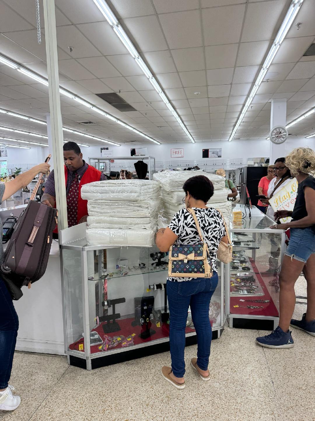 Salvation Army Rehabilitation Centers and Thrift Stores